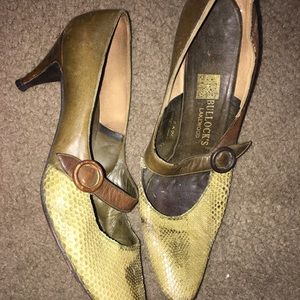 Erica Bullocks lakewood Snake  shoes 7 1/2 us sz